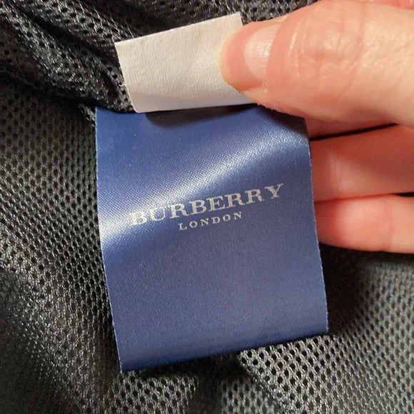 VTG 90’s Authentic BURBERRY London Black Cape Jacket Poncho Funnel Neck - Picture 12 of 15